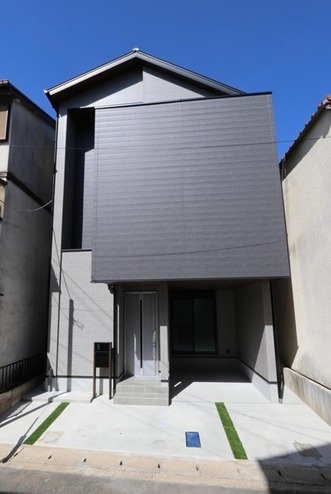 現地外観写真　（2025年9月）撮影